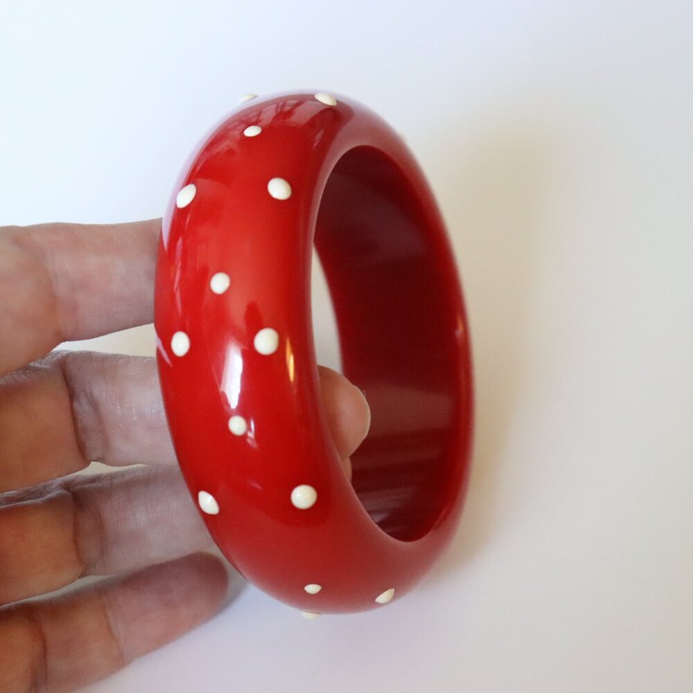 Vintage Signed Les Bernard Acrylic Red with White Polka Dots Bangle Bracelet